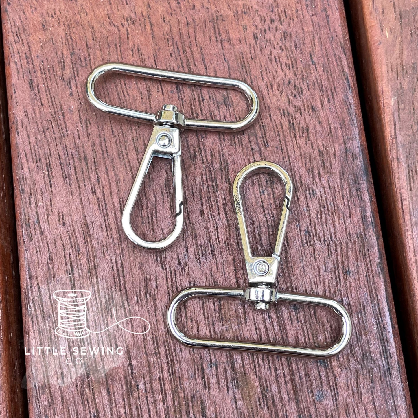 1.5” Swivel Hooks (38mm)
