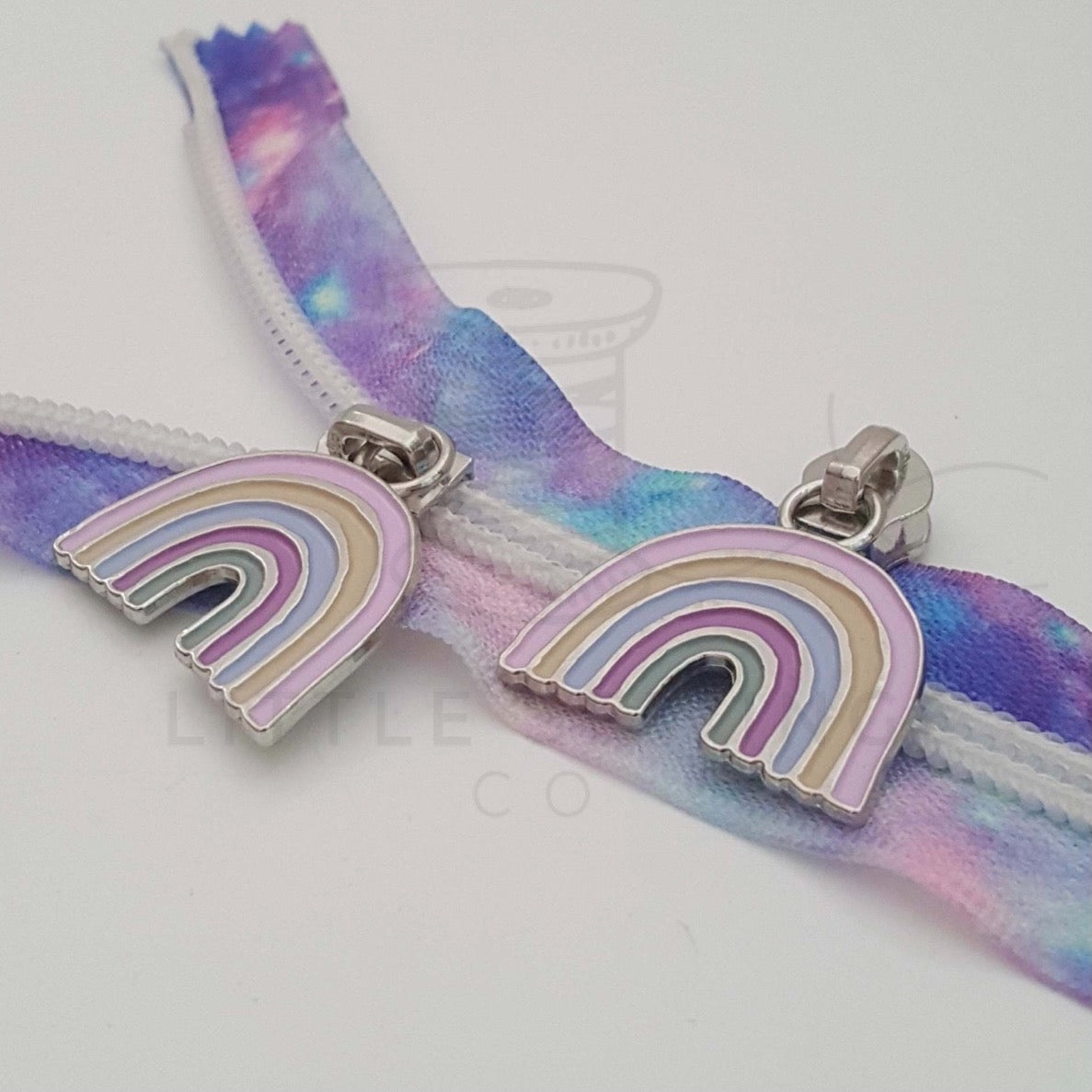 Rainbow Zipper Pull #5