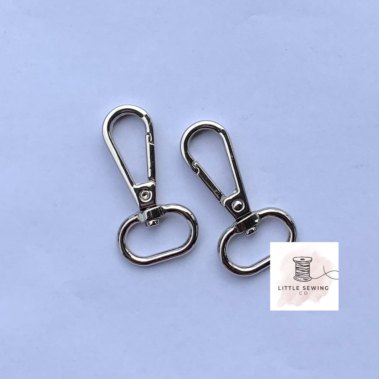 3/4” Swivel Hooks (20mm)