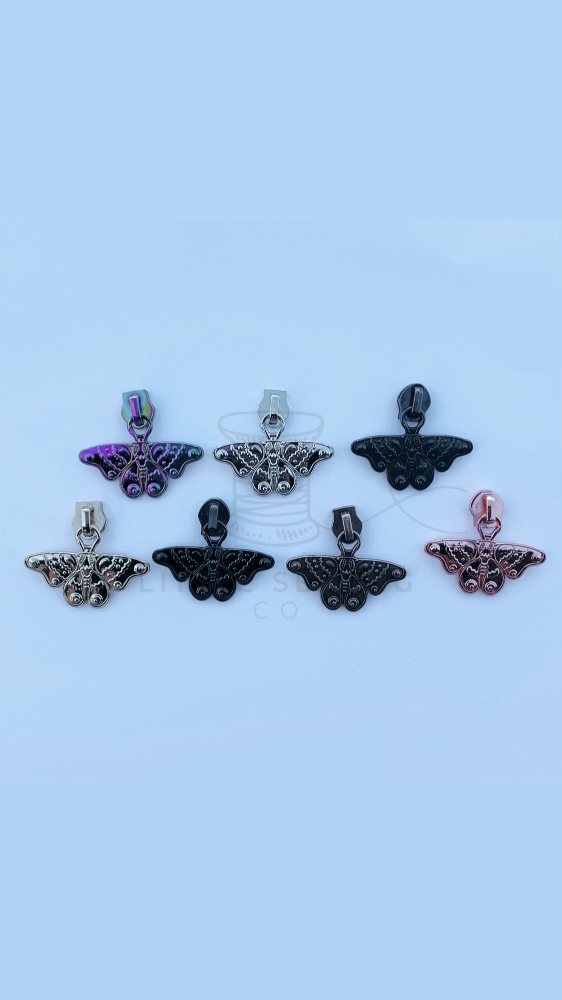 Moth Zipper Pull #5