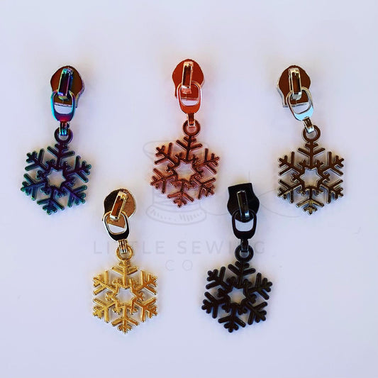 Snowflake Zipper Pull