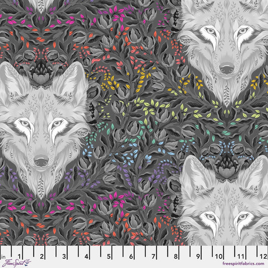 PRE ORDER - Graywork - Tula Pink - Wolf of Pink Street Carbon